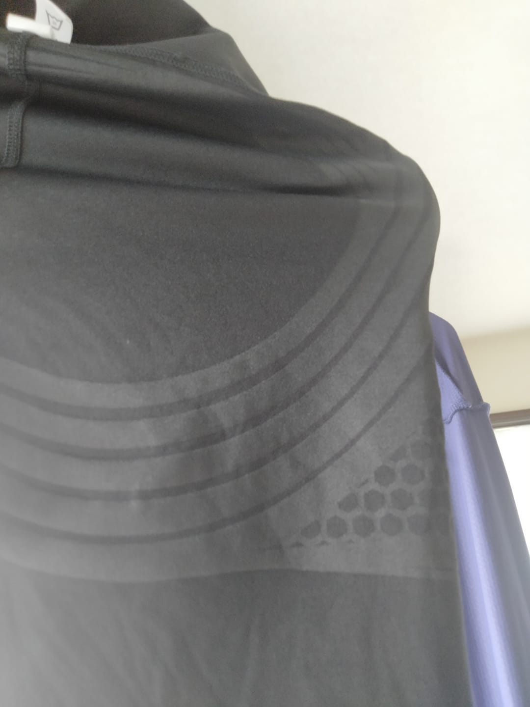 Customer photo review of ZOMIGEN｜AIR LAYER生地+LIMAX技術 超極細繊維 高弾力スポーツレギンス ヒップアップ