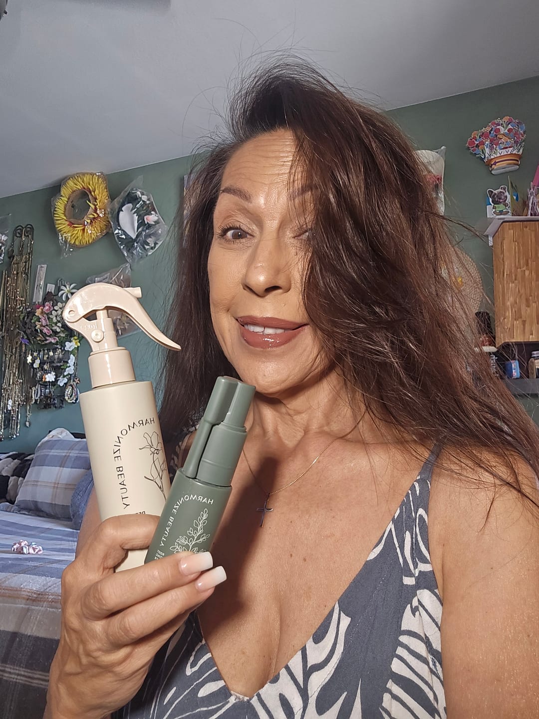 Customer photo review of Root Texturizing Powder + Flex Hold Hairspray Bundle