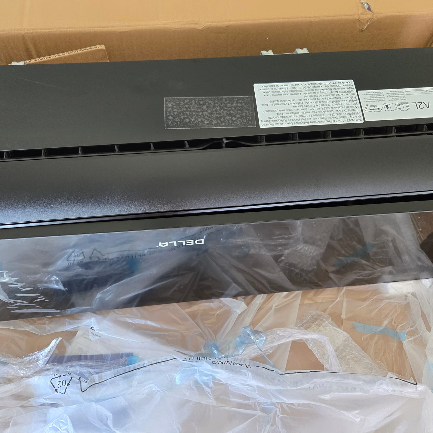 Customer photo review of DELLA Umbra Series Mini Split AC R32 Refrigerant