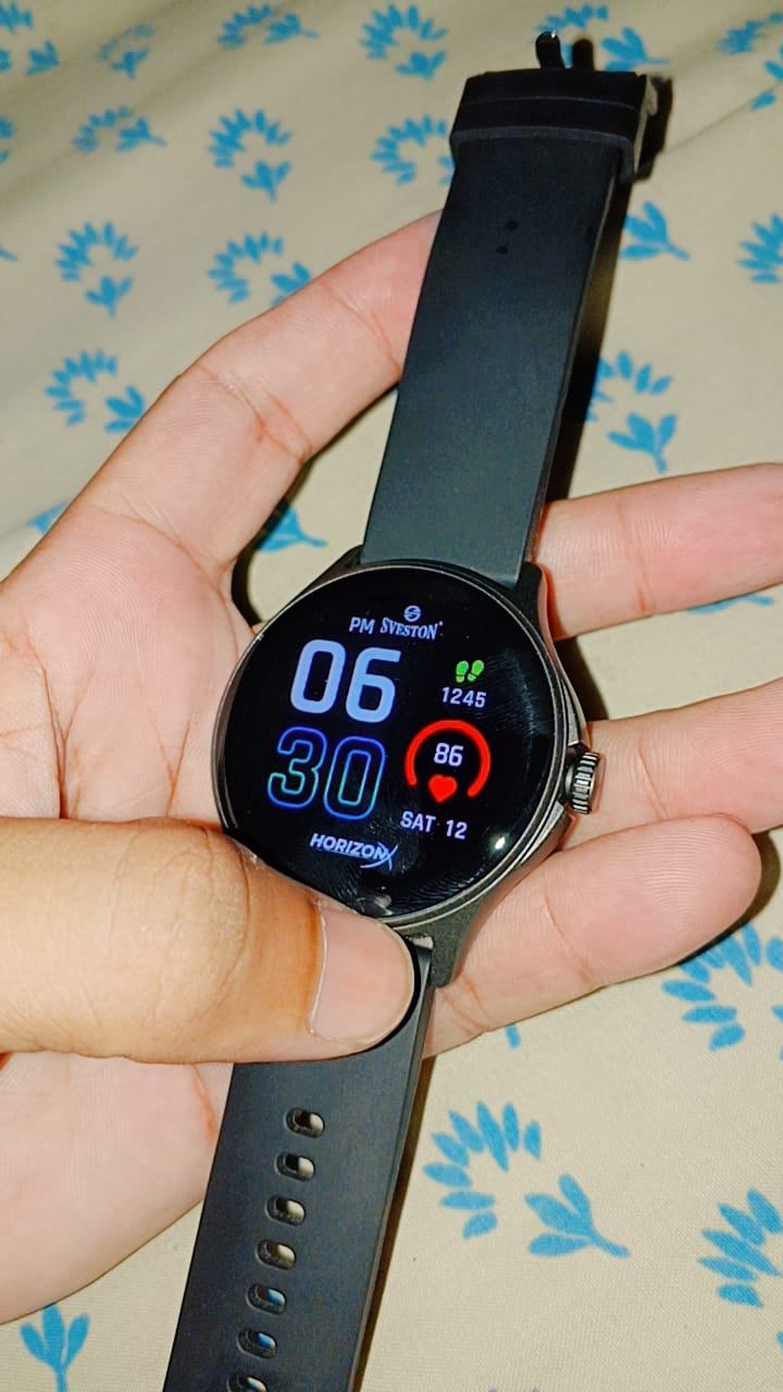 Customer photo review of Horizonx Smartwatch