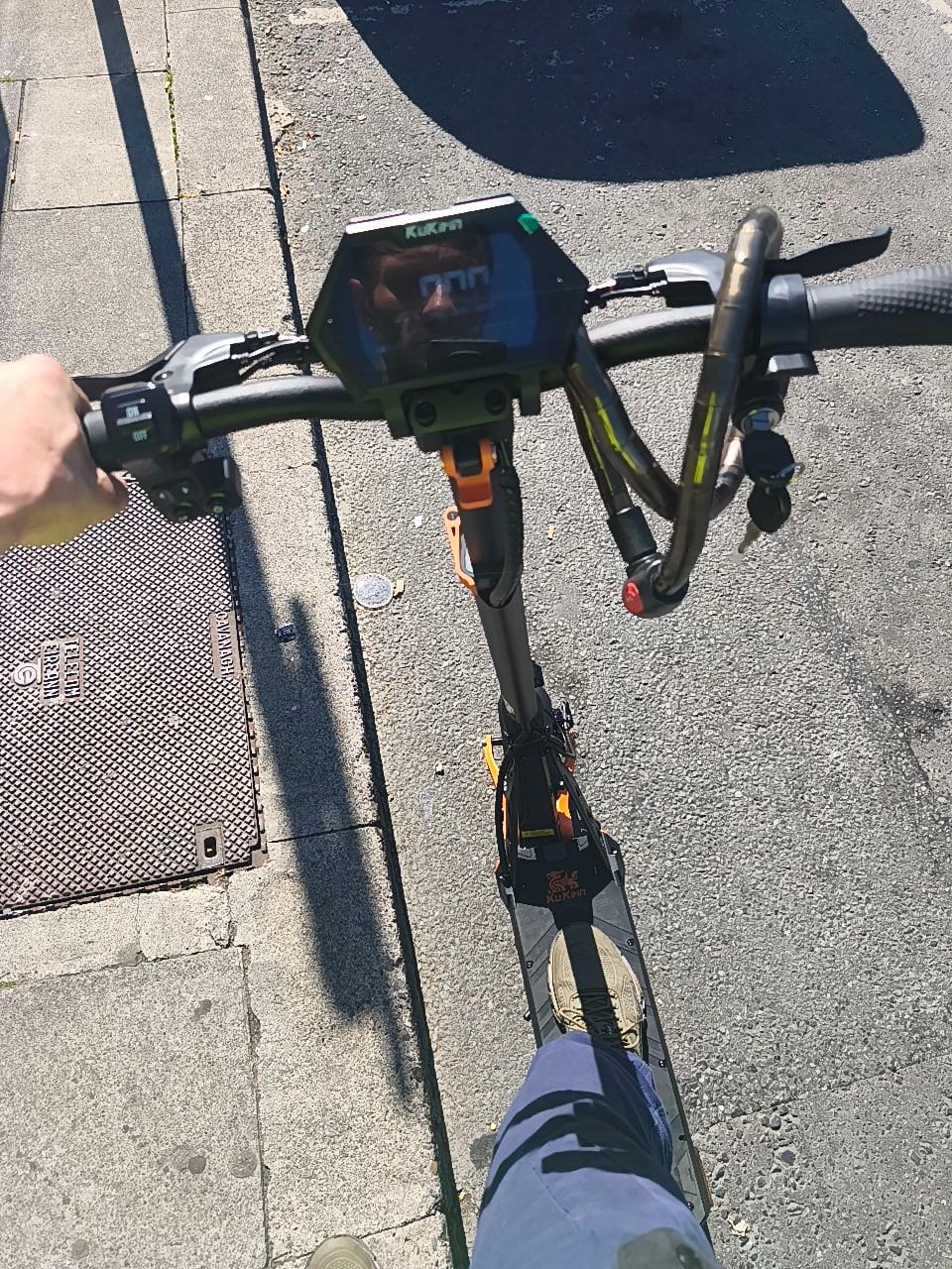 Customer photo review of KuKirin (Kugoo) G2 Pro Electric Scooter (New Model 2024/25)