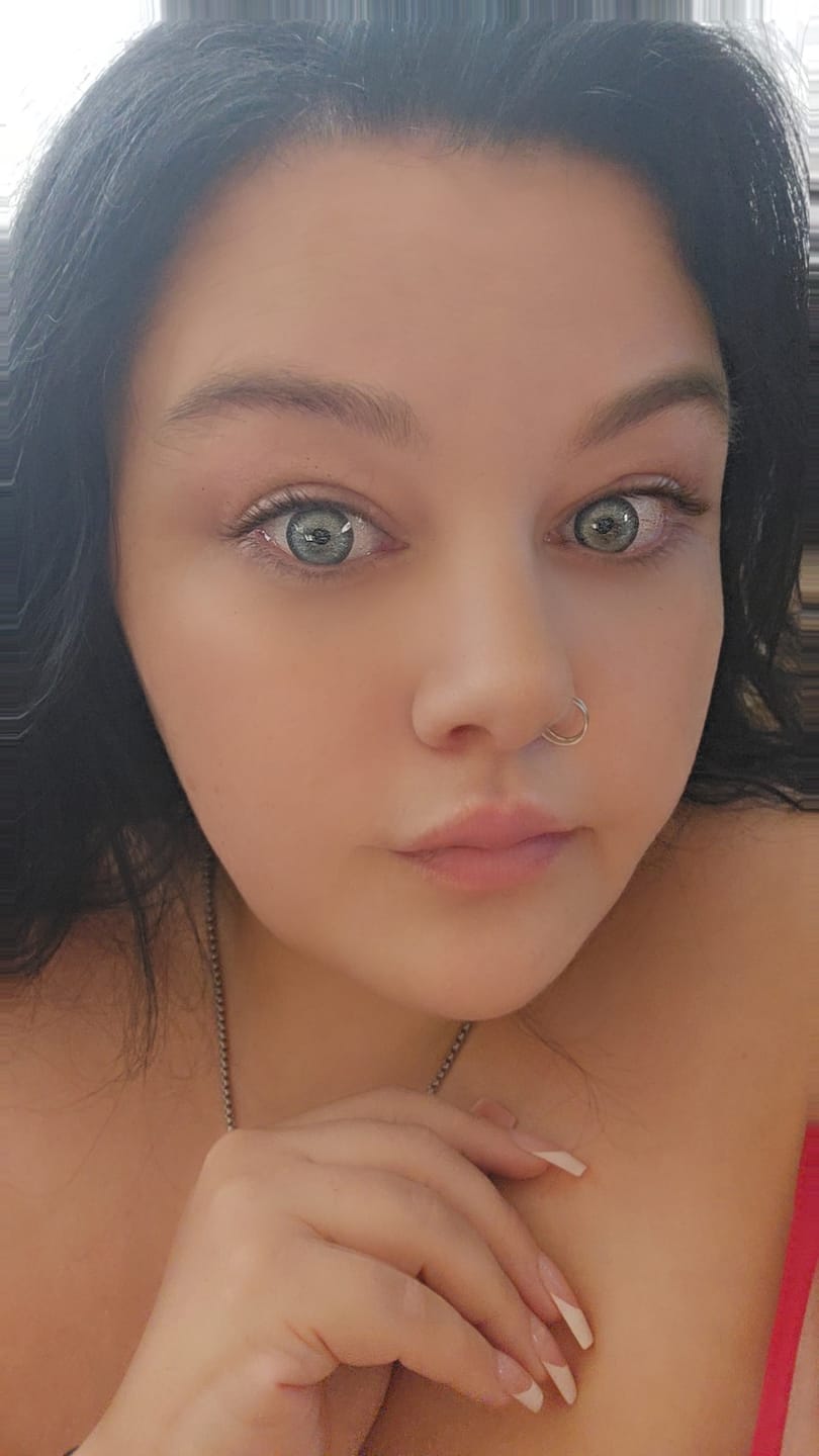 Customer photo review of Aine Swan Lake Blue Prescription Colored Contact Lenses