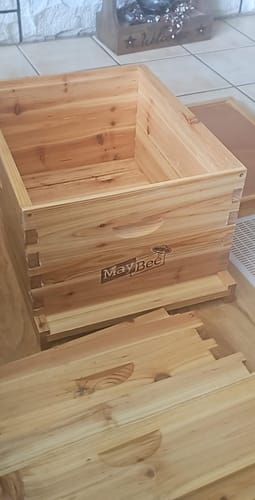 Customer photo review of MayBee Hives 10 Frame 4 Layer Cedar Wood Beehive Dipped in 100% Beeswax, Include 2 Deep Bee Boxes 2 Medium Super Bee Boxes with Pine Wooden Frames and Beeswax Plastic Foundation,Complete beehive kits