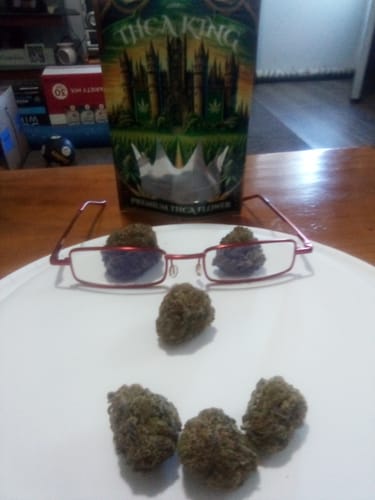 Customer photo review of Royal Influencer Package (7g Indoor Smalls, 7g GH Smalls, 7g Indoor Bigs, 7g GH Bigs)