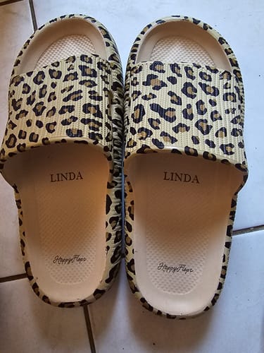 Customer photo review of HappyFlops Limited Editions