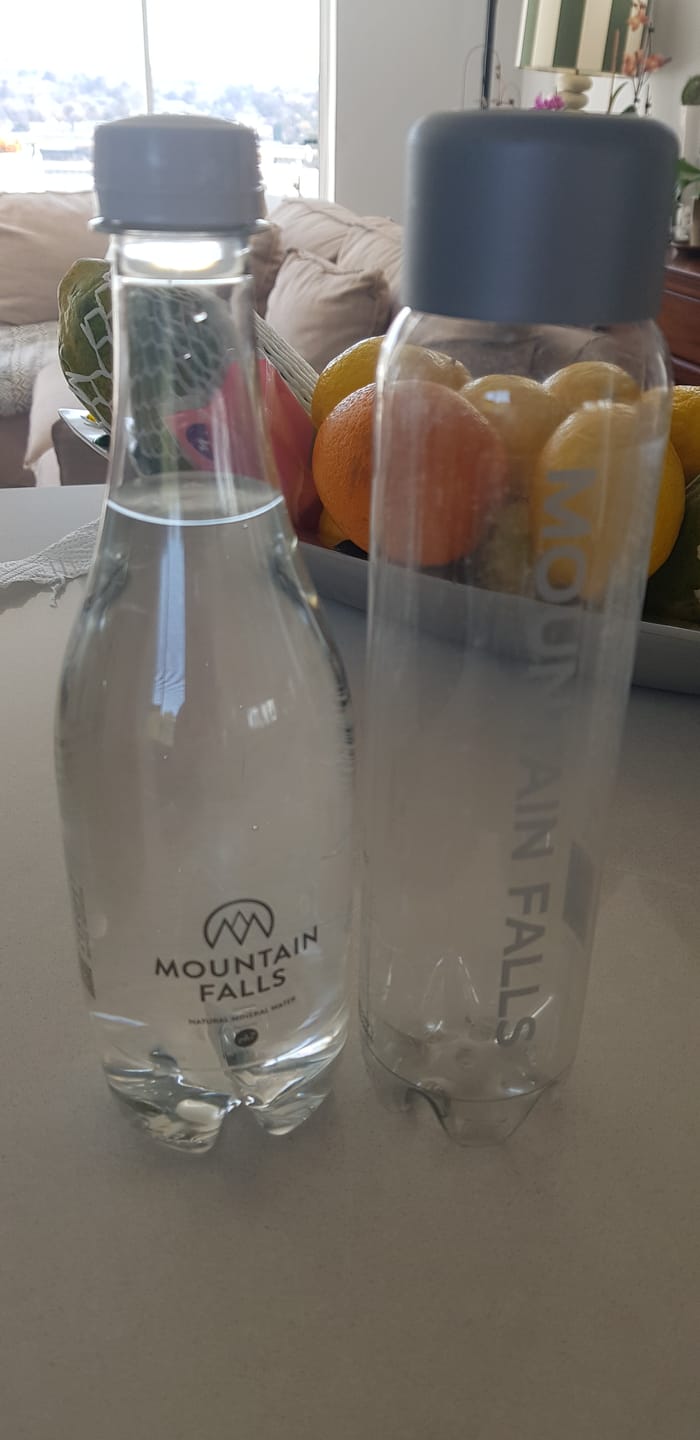 Customer photo review of 500ml Sparkling Mineral Water
