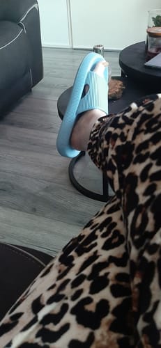 Customer photo review of HappyFlops