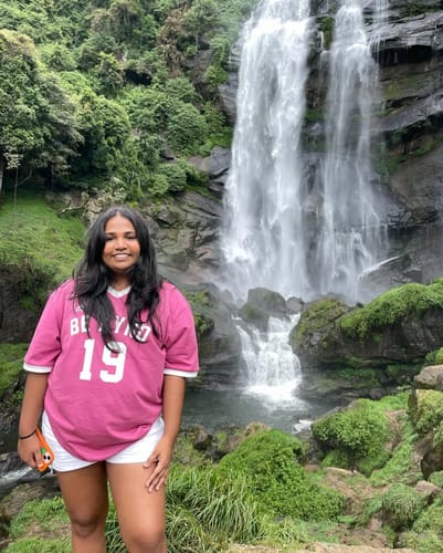 Customer photo review of Kynd Bold Tee in Magenta