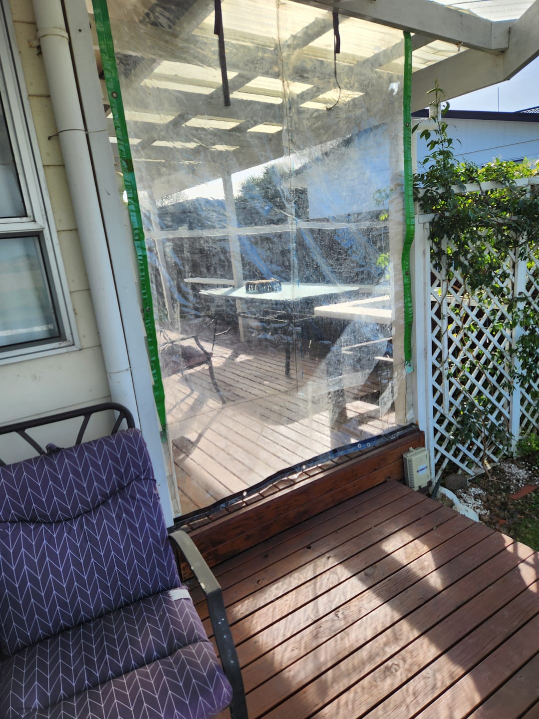 Customer photo review of Patio Screen Retractable Side Awning 2m X 3m