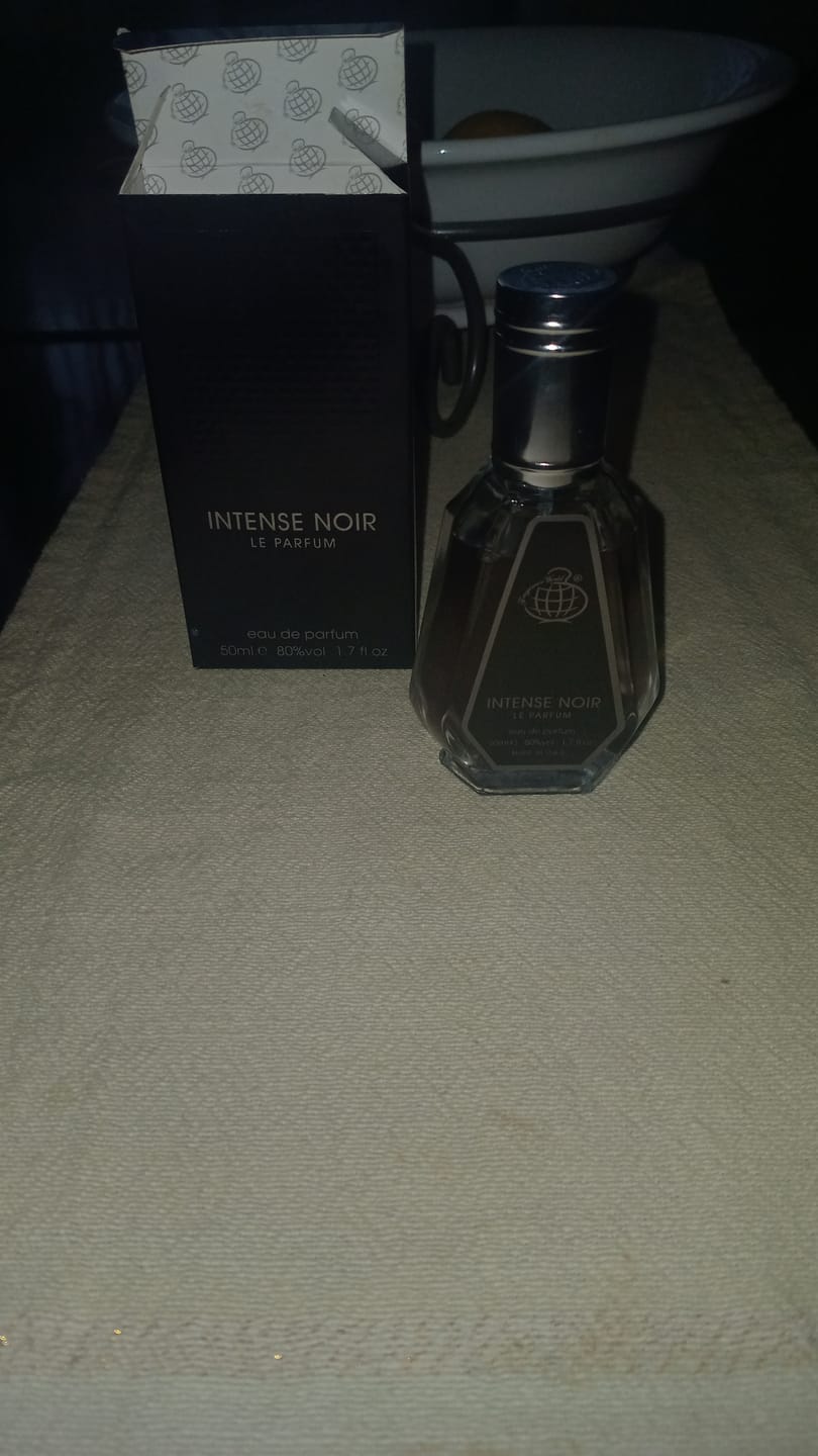 Customer photo review of Intense Noir Le Parfum 50ml