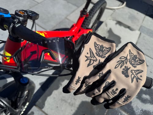 Customer photo review of Jobstopper | Gravity Gloves