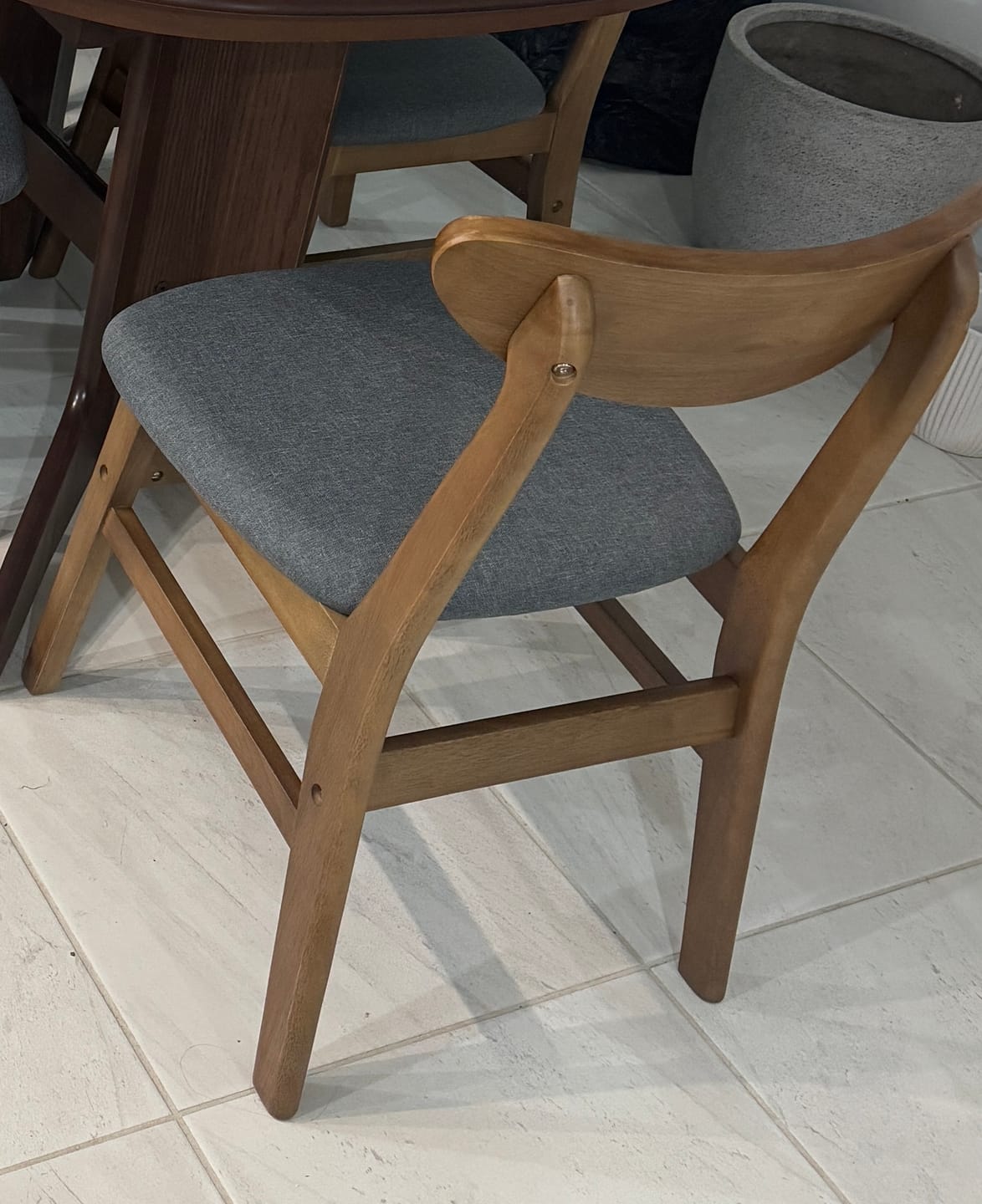 Customer photo review of Levede 2xDining Chairs Kitchen Chair Brown 2Pack