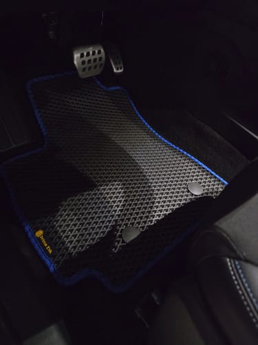 Customer photo review of Auto Fußmatten nach Maß - Komplettset