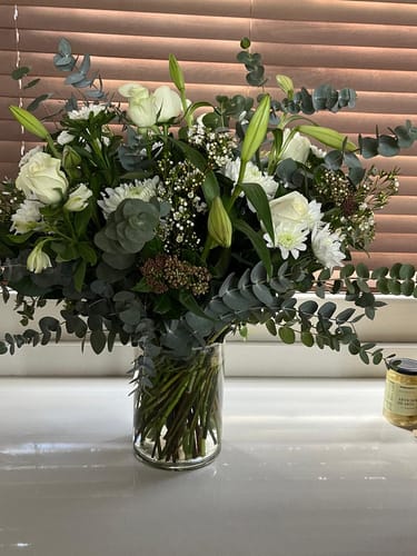 Customer photo review of White Purity Vase Arrangement
