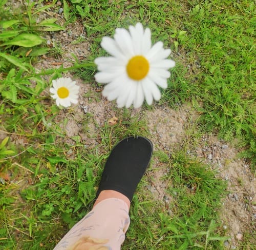 Customer photo review of Vaistoa Lempeä 2 | Knitted Barefoot Slip-ons