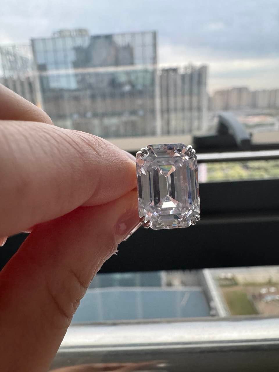 Customer photo review of S925 5.0/11.5 Ct Emerald Cut Engagement Ring In Sterling Silver Classic Everyday Wearable Ring