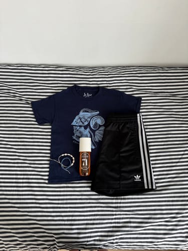 Customer photo review of sandy baby tee