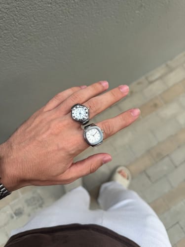 Customer photo review of NAUTILUS RING | SILVER WHITE