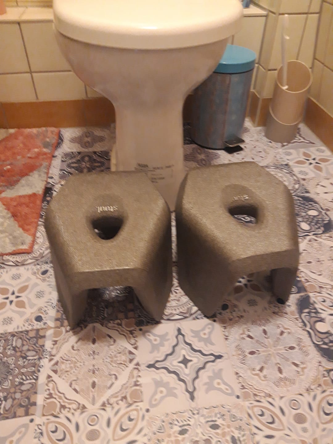 Customer photo review of stuul® Toilet Stool | The Poop Stool with Style