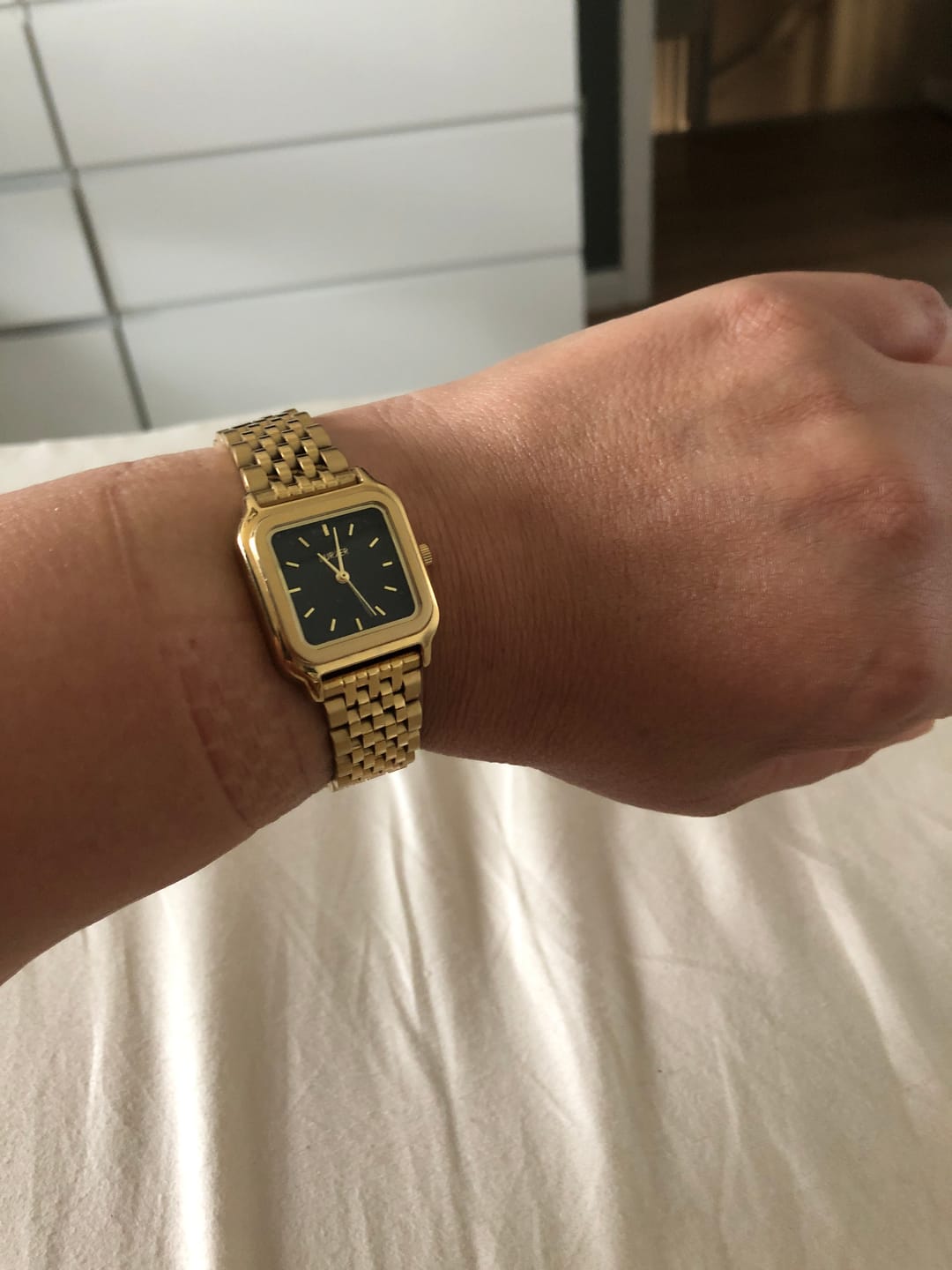 Customer photo review of Macy Gold Black