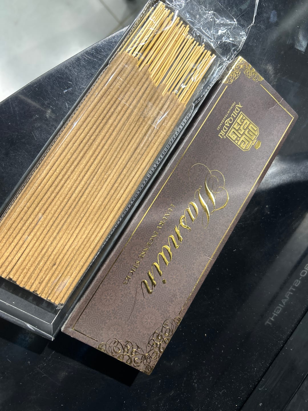 Customer photo review of Hasnain Premium Quality Agarbatti ( Incense Stick ) 100 gms