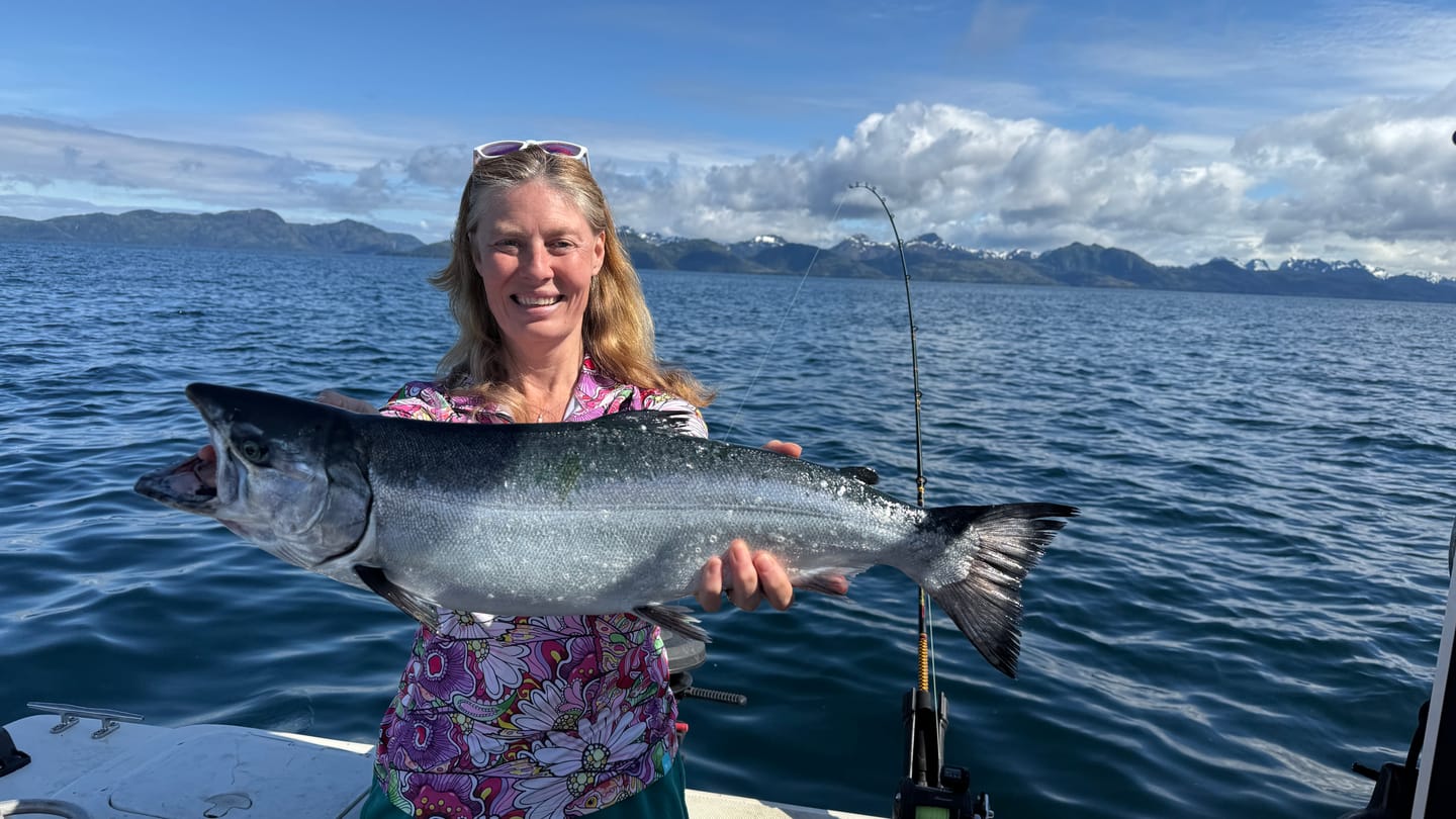 Customer photo review of REDtro Salmon 1/4 Zip Sunshirt