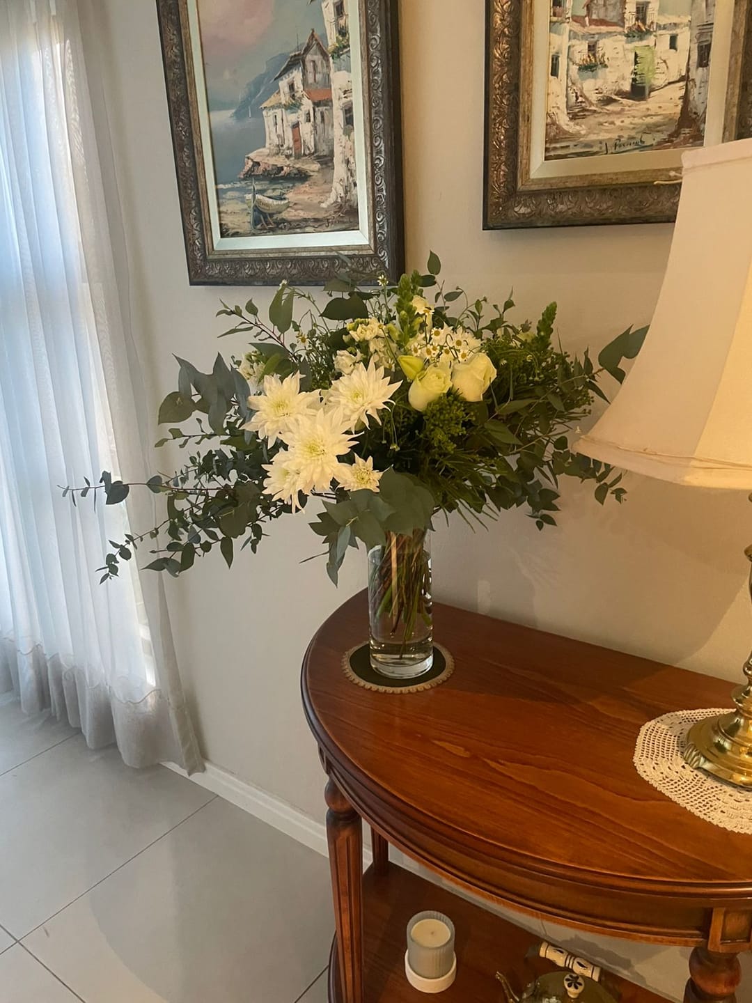 Customer photo review of Classic White Bouquet
