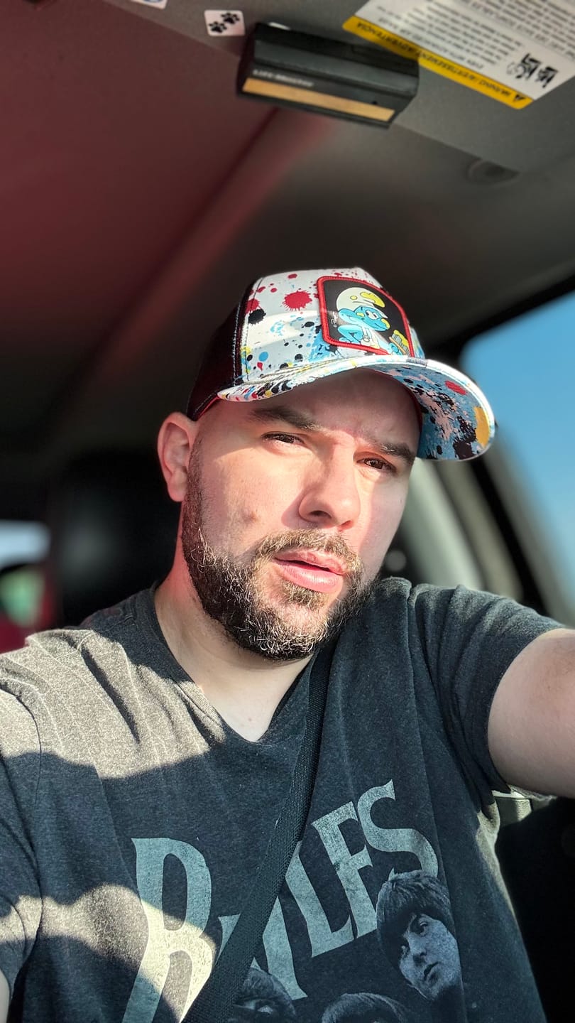 Customer photo review of OVERLORD X Smurfs: Painter Smurf Trucker Cap