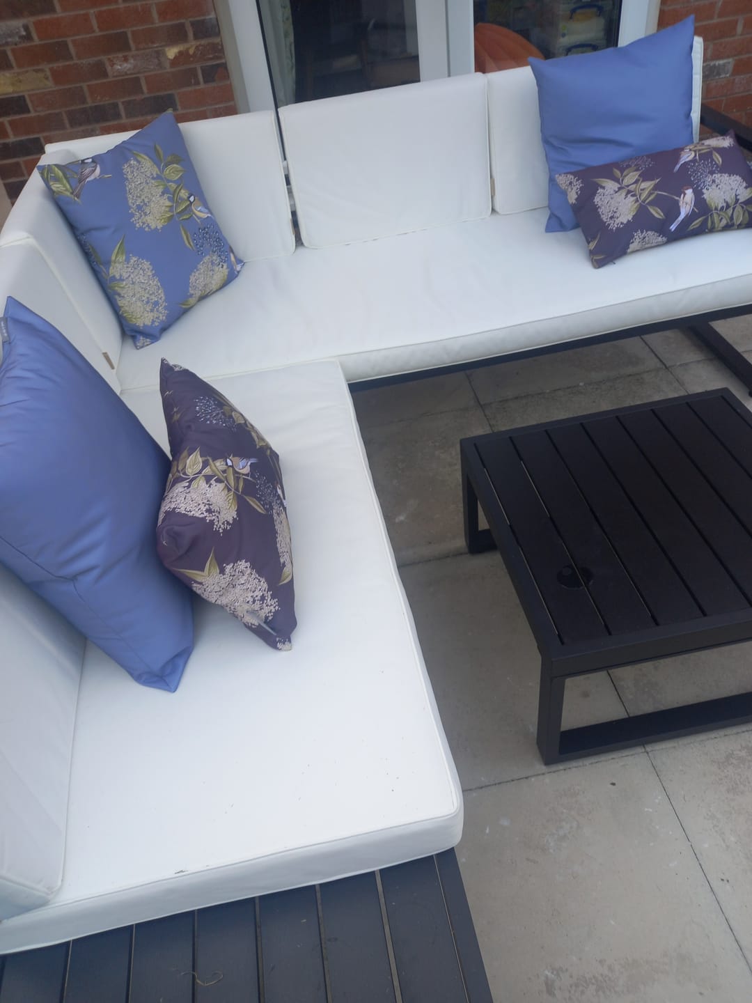 Customer photo review of Outdoor Garden Waterproof Cushion - Signature Colours