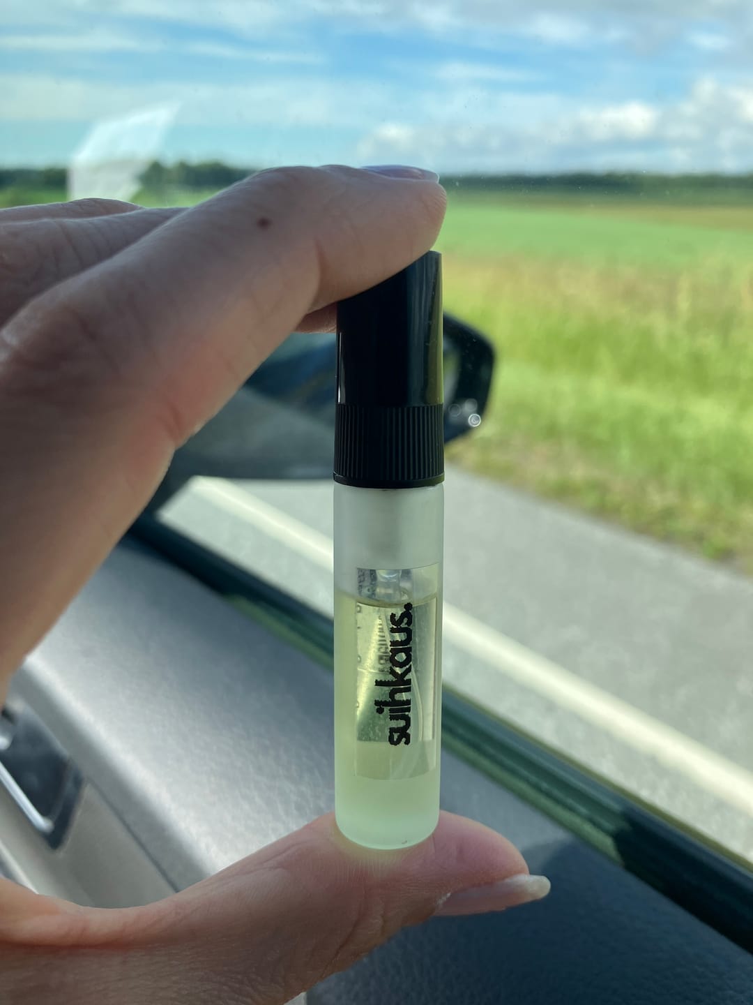 Customer photo review of Valentino Donna Born In Roma Green Stravaganza Eau de Parfum