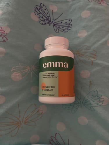 Customer photo review of Emma