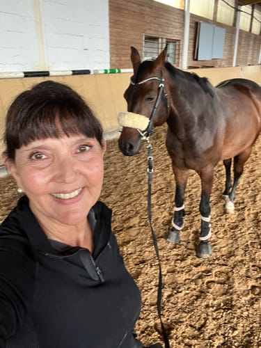 Customer photo review of Strotonin Horse Support