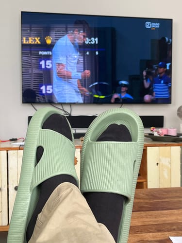 Customer photo review of HappyFlops