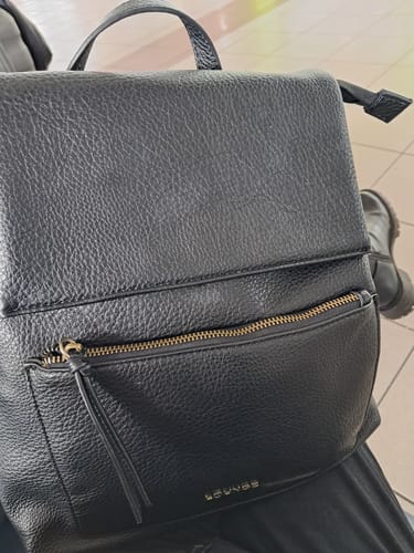 Reseña con foto de un cliente sobre Mochila Flap Con Bolsillo