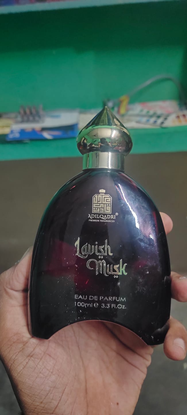 Customer photo review of Lavish Musk Perfume Spray