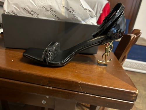Customer photo review of SISY | HIGH HEELS