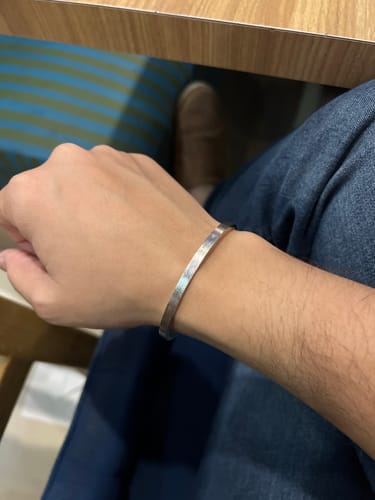 Customer photo review of MINIMALIST RADIANCE MATTE FINISHED BANGLE