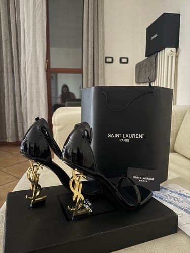 Customer photo review of SISY | HIGH HEELS