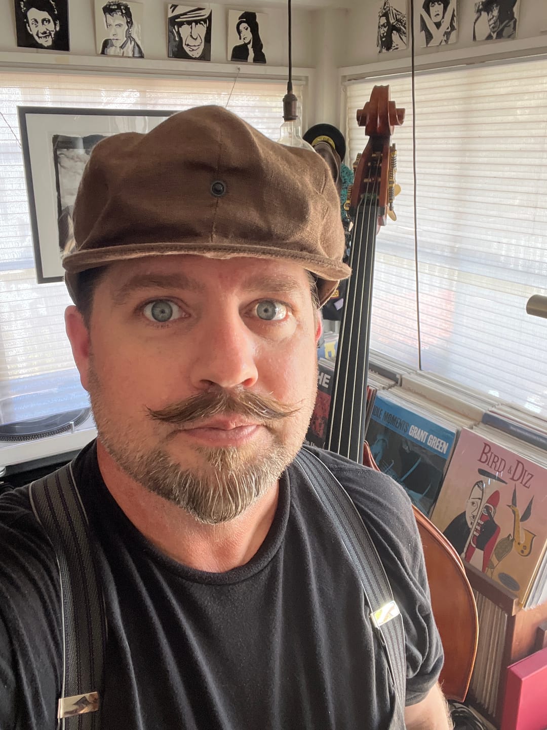Customer photo review of Connery Cap Linen