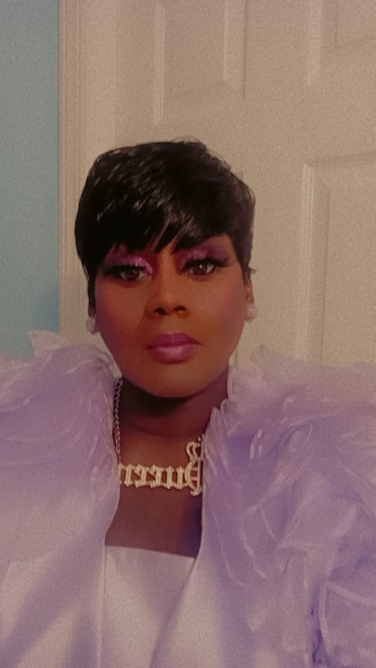 Customer photo review of Outre Wigpop Full Wig - LACEY
