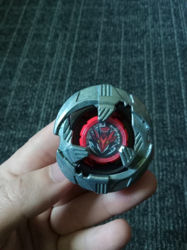 Customer photo review of Takara Tomy Beyblade X BX-39 Shelter Drake Select Random Booster