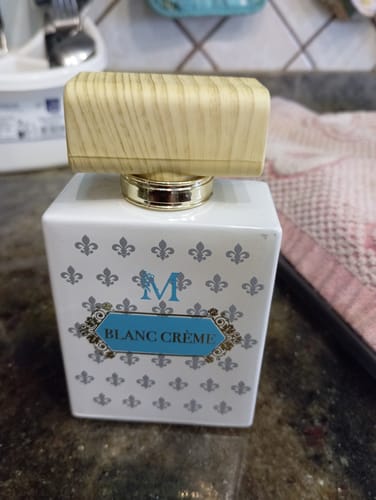 Customer photo review of MONTAGE® "BIANCO LATTE" PROFUMO DONNA 100ML