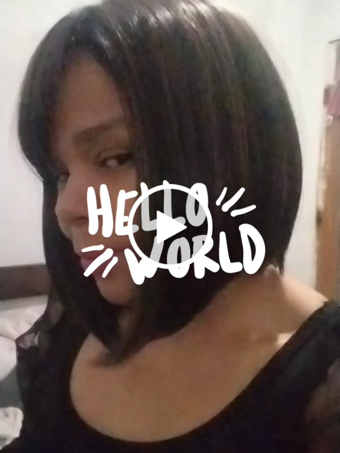 Customer video review of Peruca Vicky Castanho Luzes com Franja