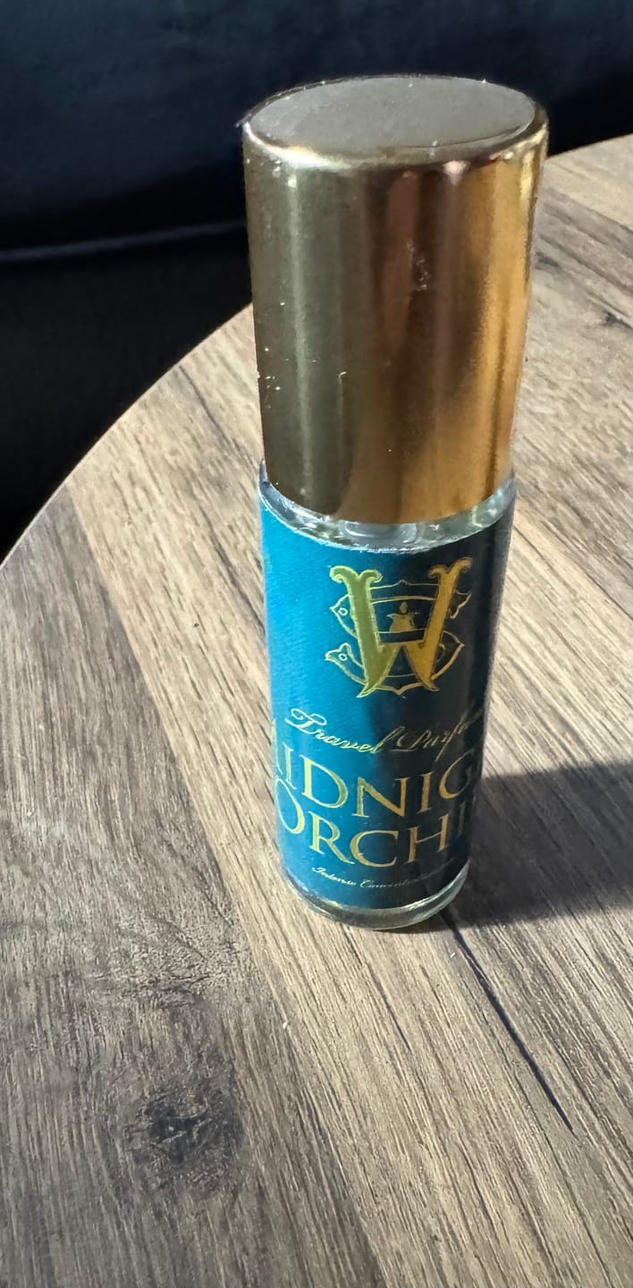 Customer photo review of Midnight Orchid
