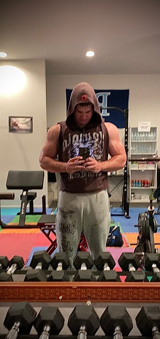 Customer photo review of 2143 - Golds Gym Immortal Joggers