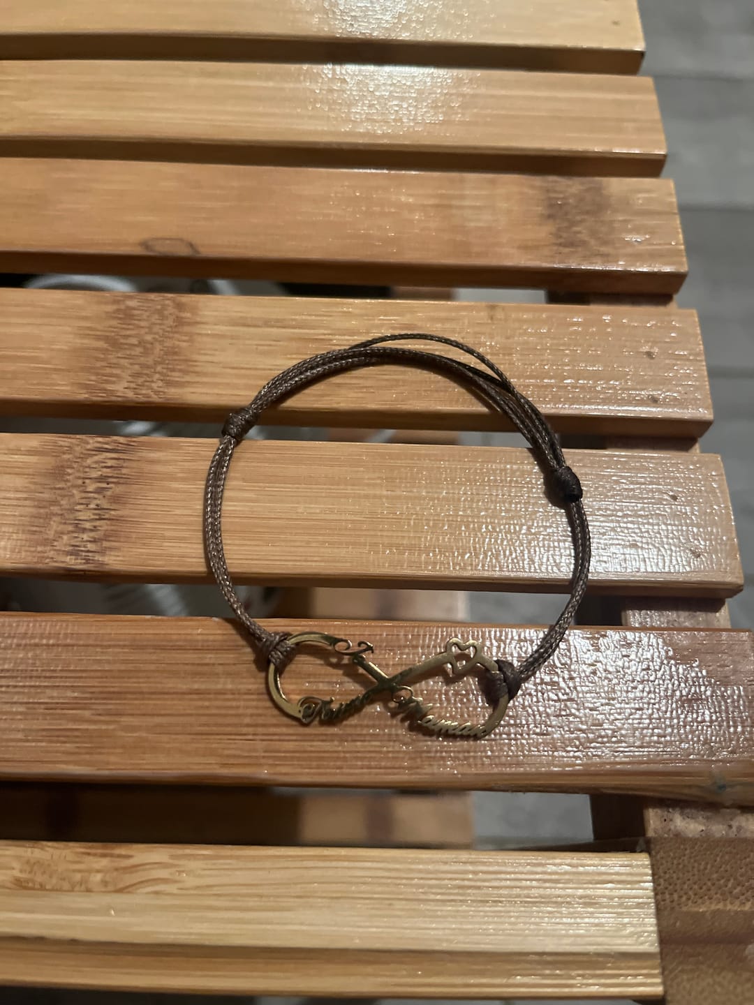 Customer photo review of Bracelet avec le signe de l'infini