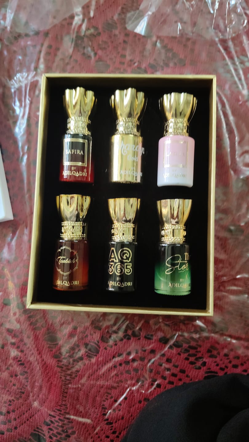 Customer photo review of Essensia Luxury Attar Perfume Gift Set (6 x 5.5Ml)