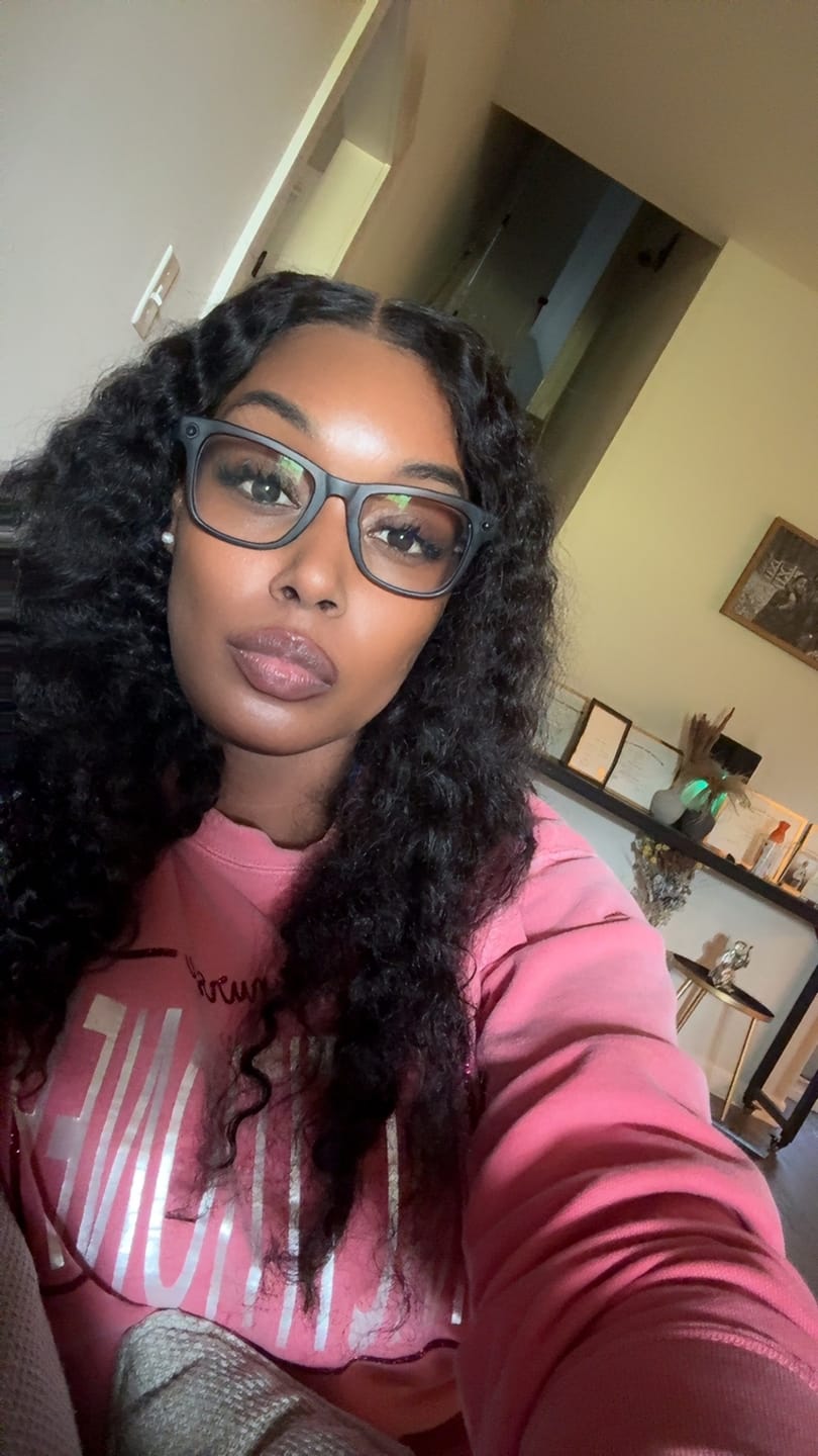 Customer photo review of Wavymy Pre-Bleached HD Lace Wear & Go Pre-Cut Wigs Dome Cap Glueless Water Wave 7x5 Lace Closure Wig 180% Density