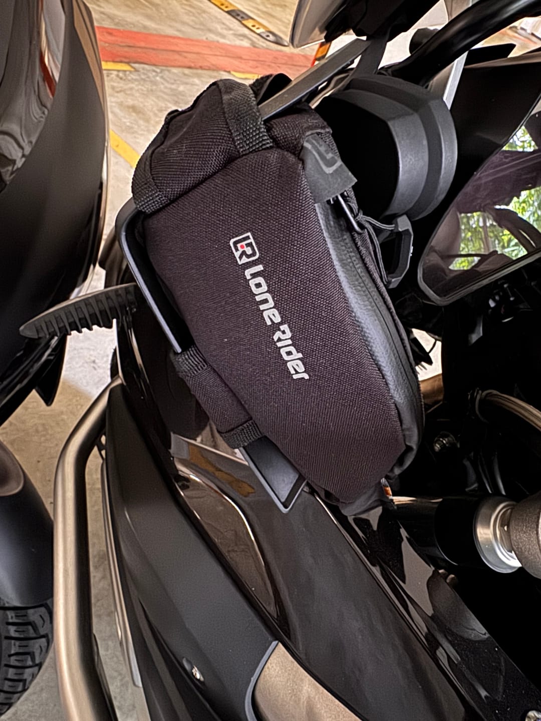 Customer photo review of Cockpit Hangry Pouch Set - BMW R1200/1250 GS / GS Adventure