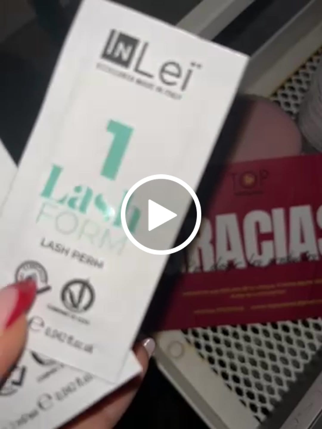 Customer video review of Kit MINI 2 lociones "Inlei® lash lifting y filler" sobres de 1,2ml (proporciona hasta 5-7 servicios)